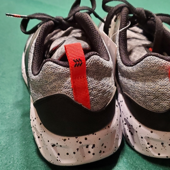 PRICE REDUCTION!! NWT All in Motion gray sneakers - Picture 6 of 15